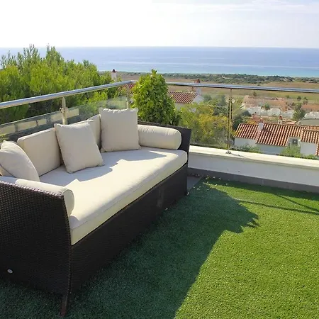 De La Brisa - Four Bedroom Sleeps 10 With Spectacular Sea Views 손 보우