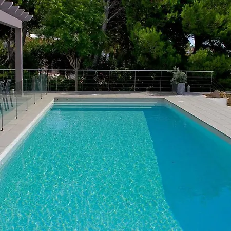 De La Brisa - Four Bedroom Sleeps 10 With Spectacular Sea Views Villa