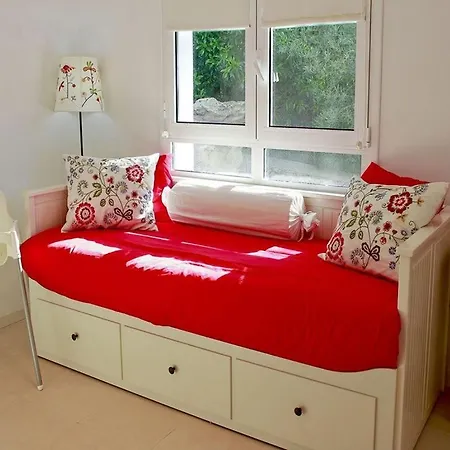 Villa De La Brisa - Four Bedroom Sleeps 10 With Spectacular Sea Views *